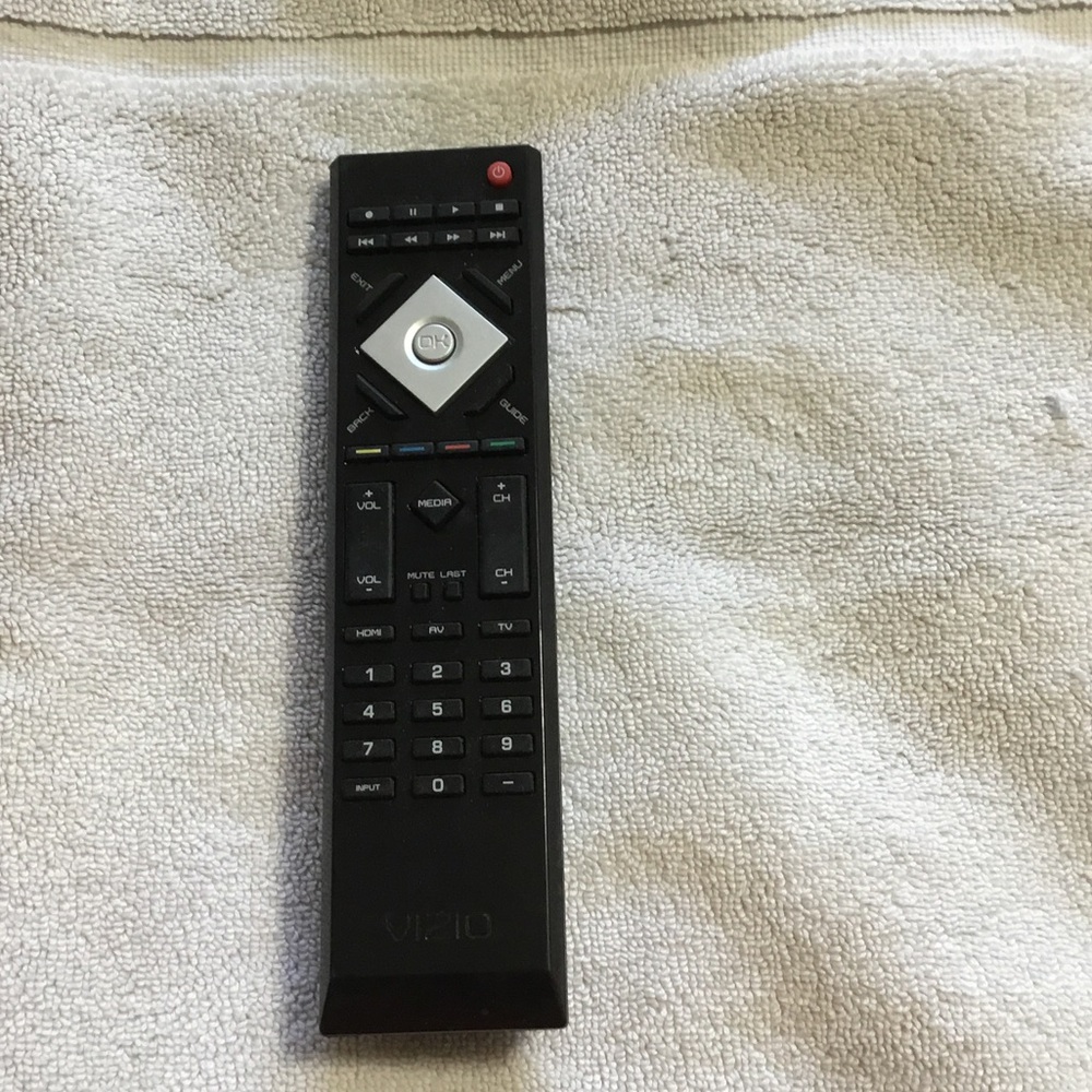Vizio Black and White Media Streamer Remote